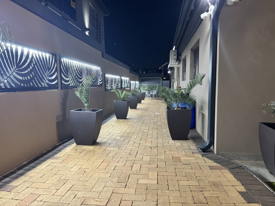 4 Bedroom Property for Sale in Wilkoppies North West